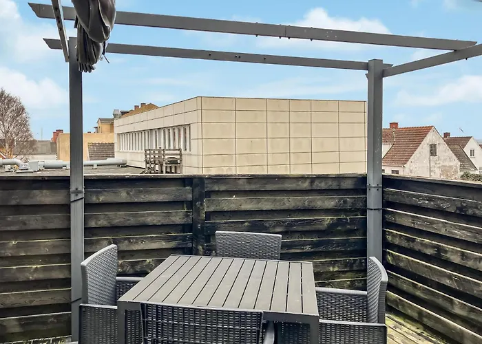 1 Bedroom Beautiful In Appartement Hundested